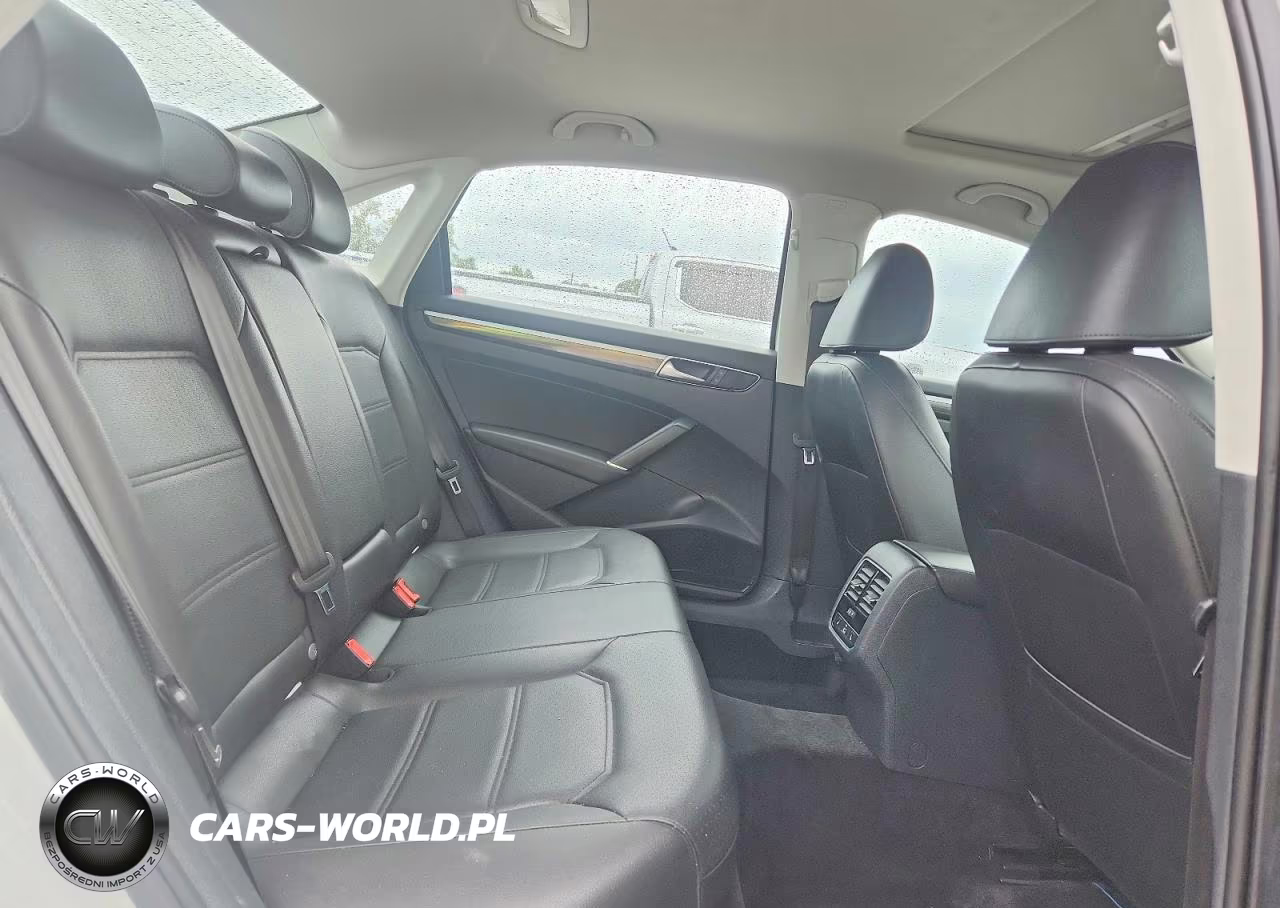 2017 Volkswagen Passat Se VIN:1VWGT7A38HC058081 - 10