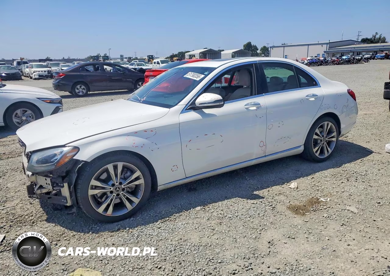 2018 Mercedes-Benz C 300