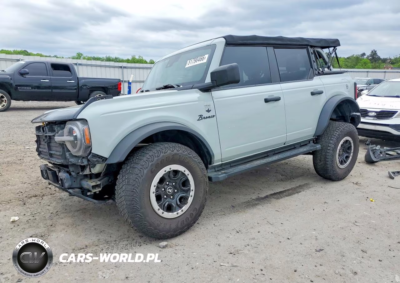 2021 Ford Bronco Base