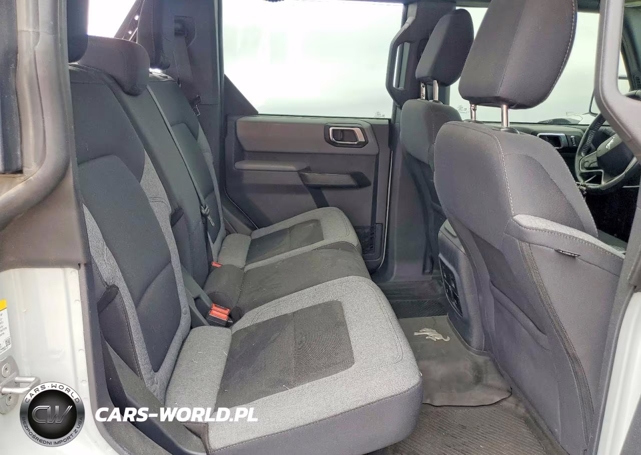 2021 Ford Bronco Base VIN:1FMDE5DH9MLB08567 - 11