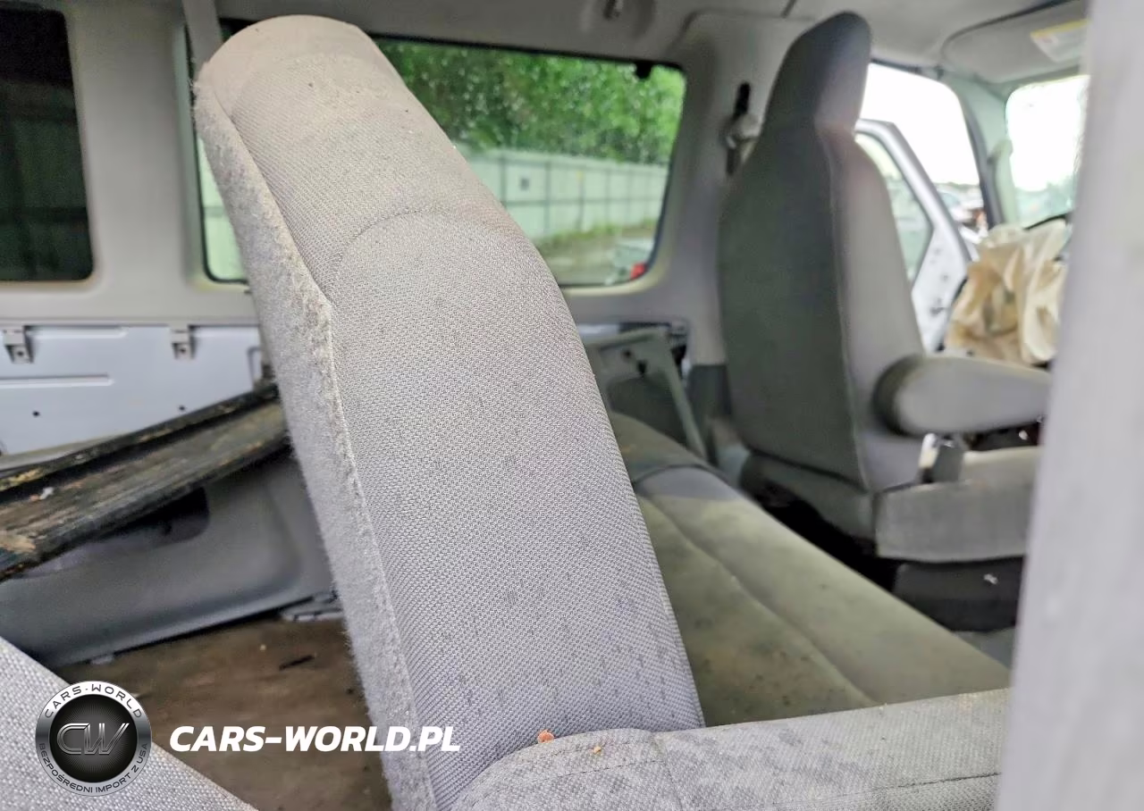 2014 Ford Econoline E350 Super Duty Wagon VIN:1FBNE3BLXEDA77799 - 11