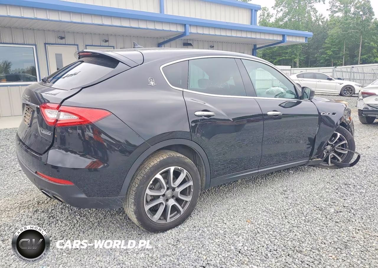 2017 Maserati Levante VIN:ZN661XUA4HX239247 - 3