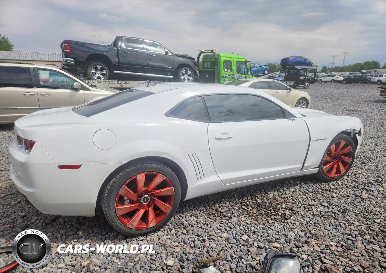 2010 Chevrolet Camaro Ls VIN:2G1FA1EV9A9220500 - 3