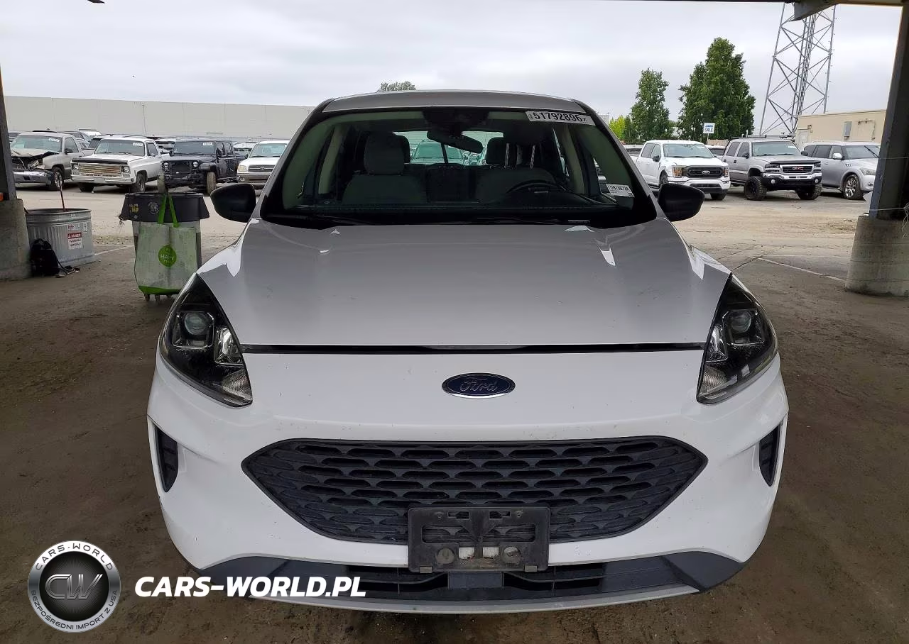 2020 Ford Escape S VIN:1FMCU0F6XLUB70873 - 5
