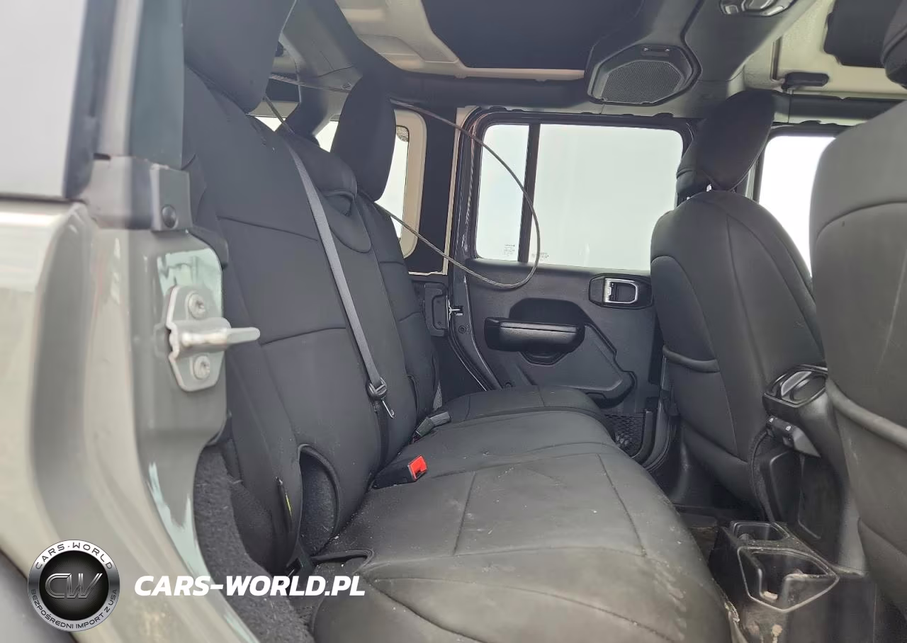 2020 Jeep Wrangler Unlimited Sport VIN:1C4HJXDGXLW117313 - 10