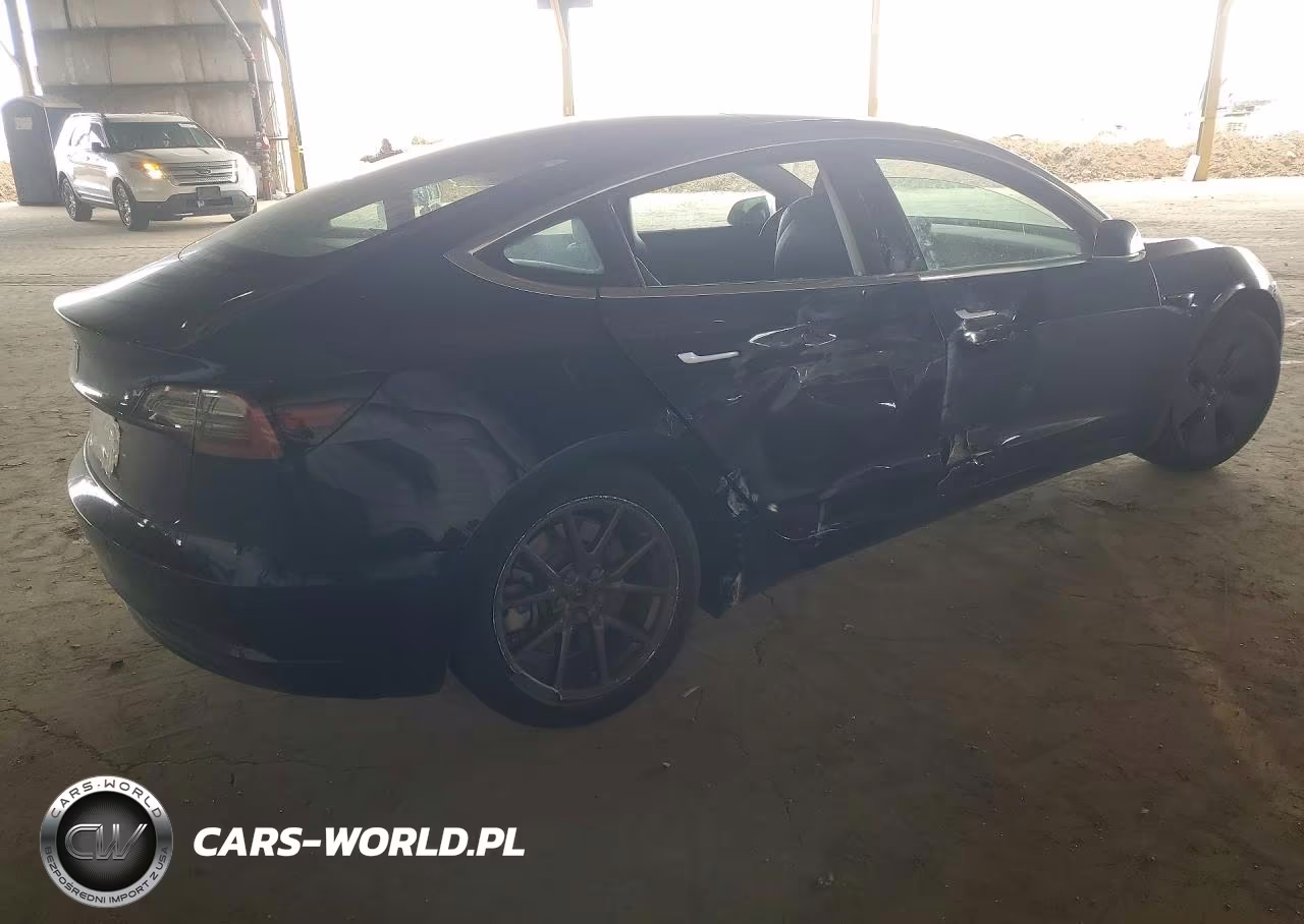2018 Tesla Model 3 VIN:5YJ3E1EA2JF034143 - 3