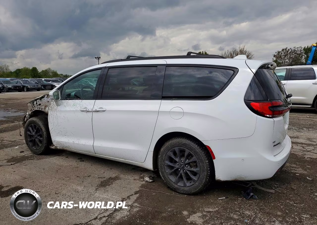 2021 Chrysler Pacifica Touring L VIN:2C4RC1BG4MR530918 - 2