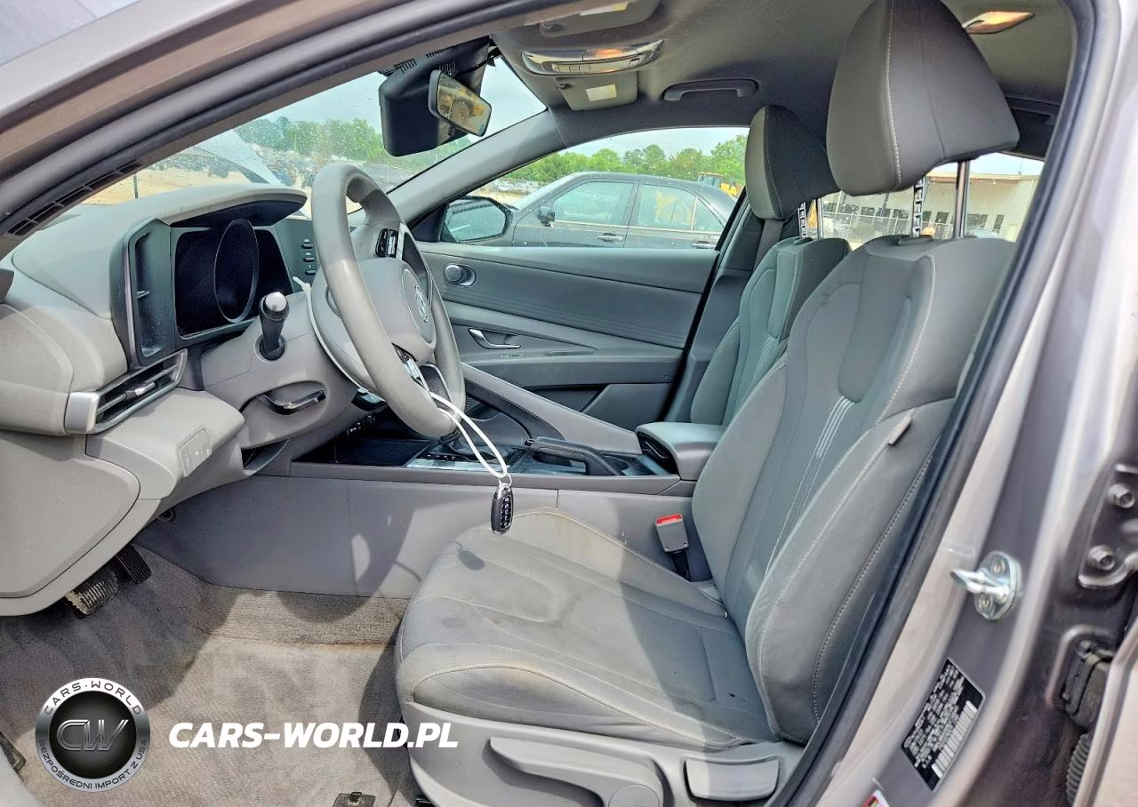 2022 Hyundai Elantra Sel VIN:KMHLM4AG6NU216645 - 7