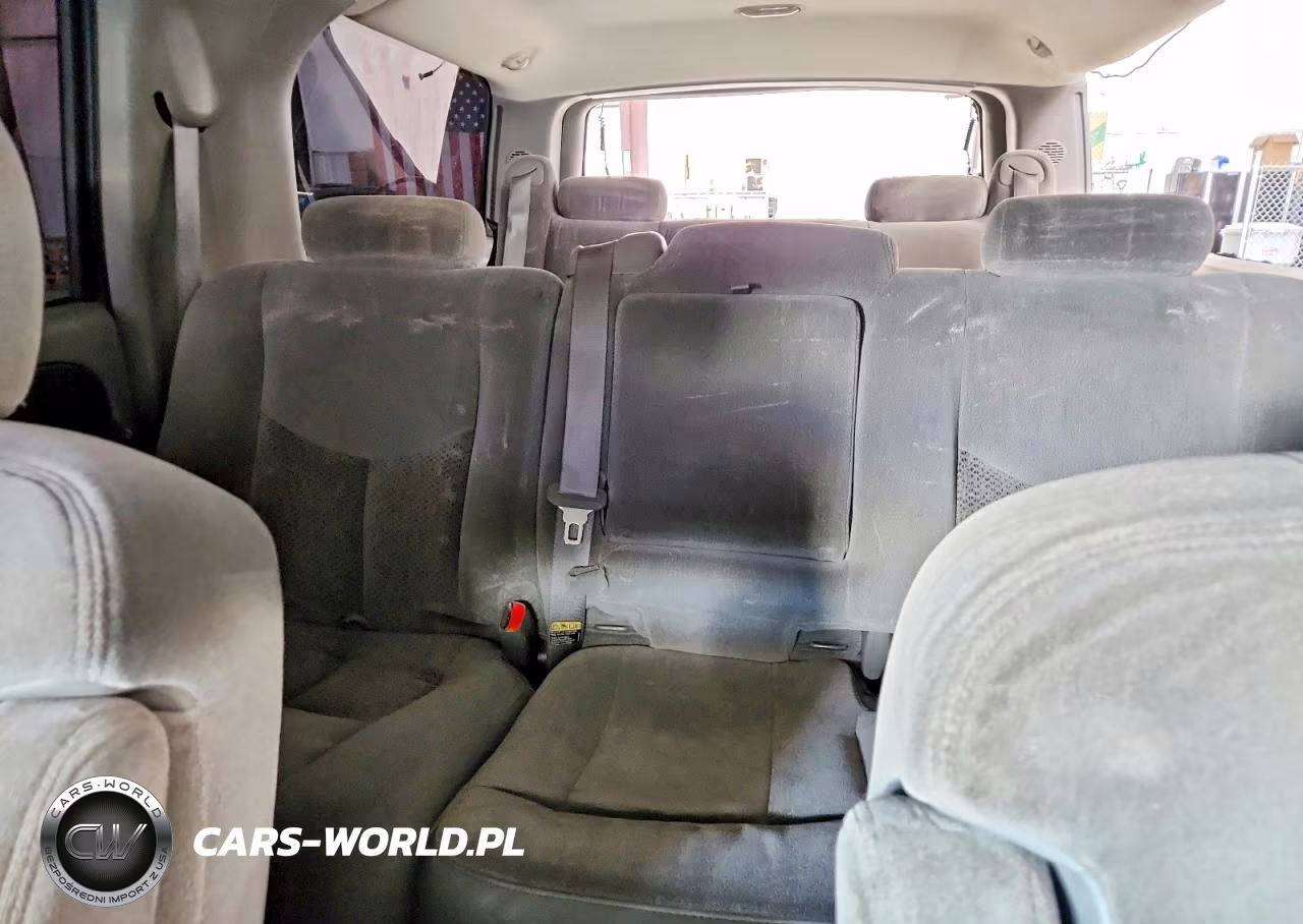 2003 Chevrolet Suburban K2500 VIN:3GNGK26U33G291065 - 10