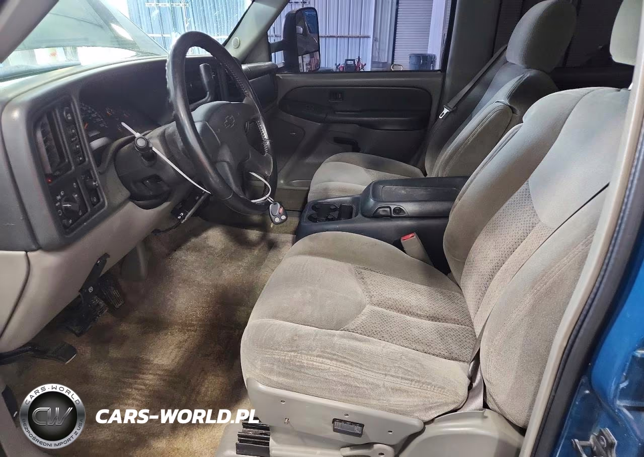 2003 Chevrolet Suburban K2500 VIN:3GNGK26U33G291065 - 7
