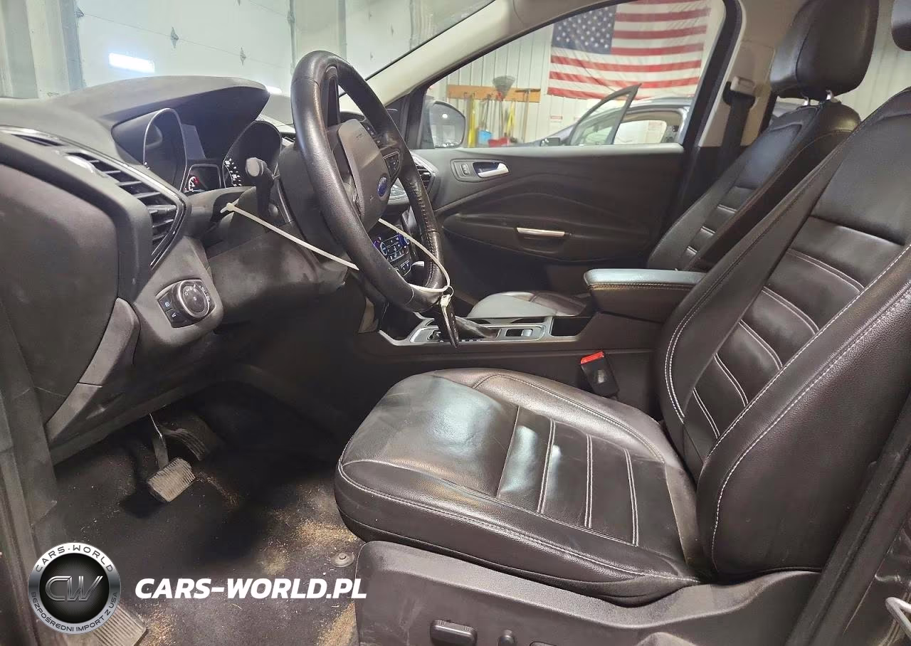 2017 Ford Escape Titanium VIN:1FMCU9J98HUA27482 - 7