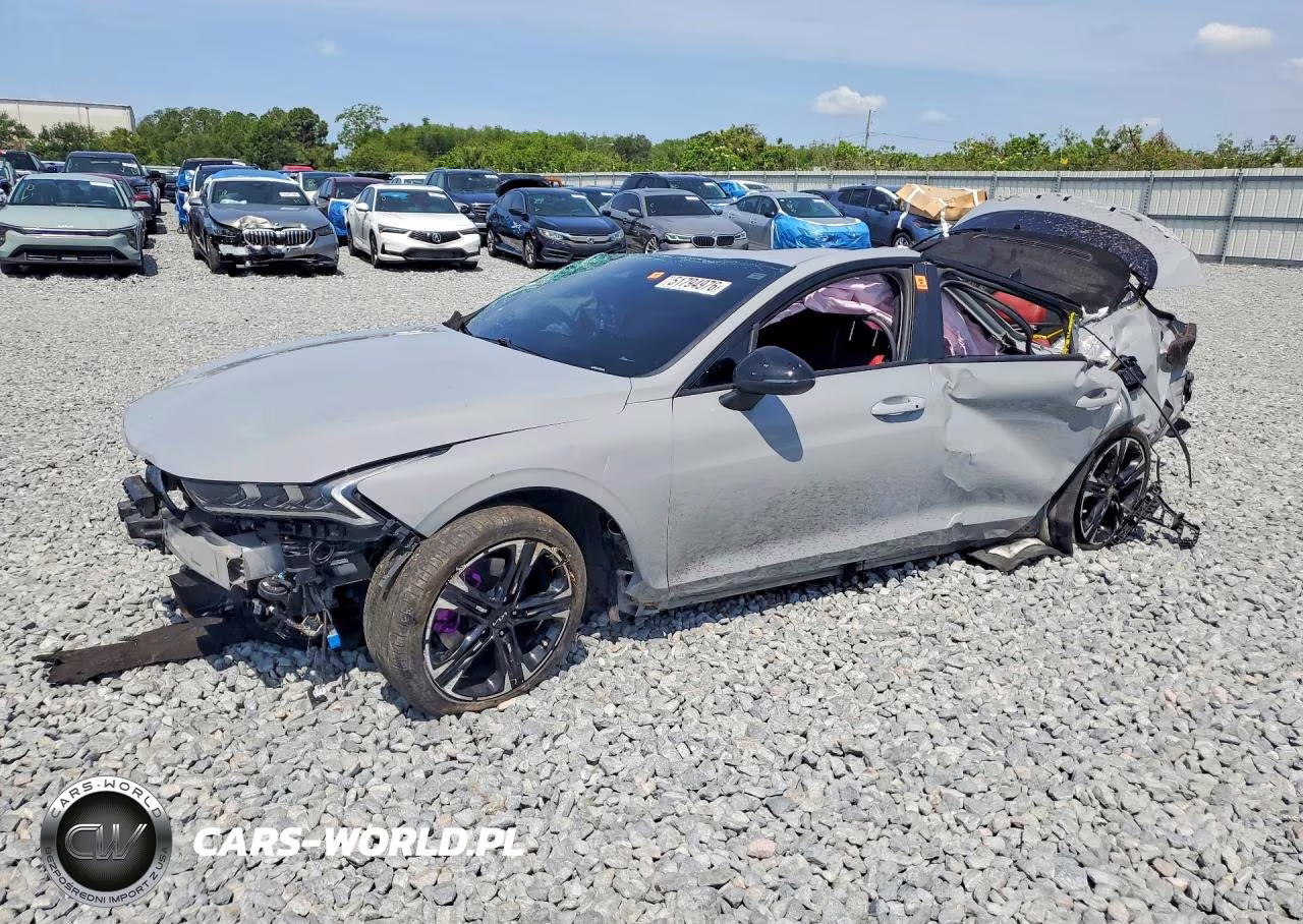 2024 Kia K5 Gt Line – zdjęcie 1 z 12