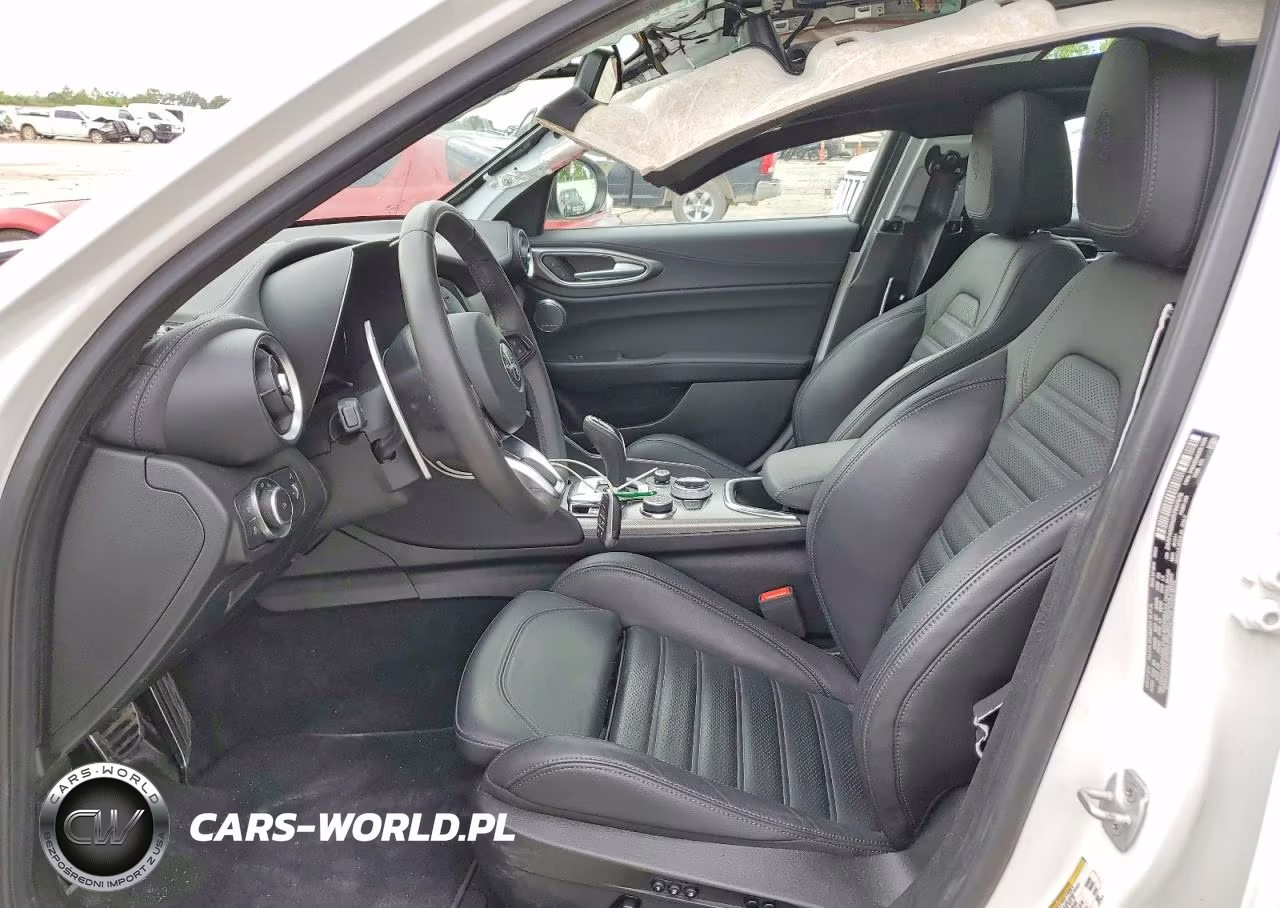 2024 Alfa Romeo Giulia Ti VIN:ZARFANBN2R7687876 - 7