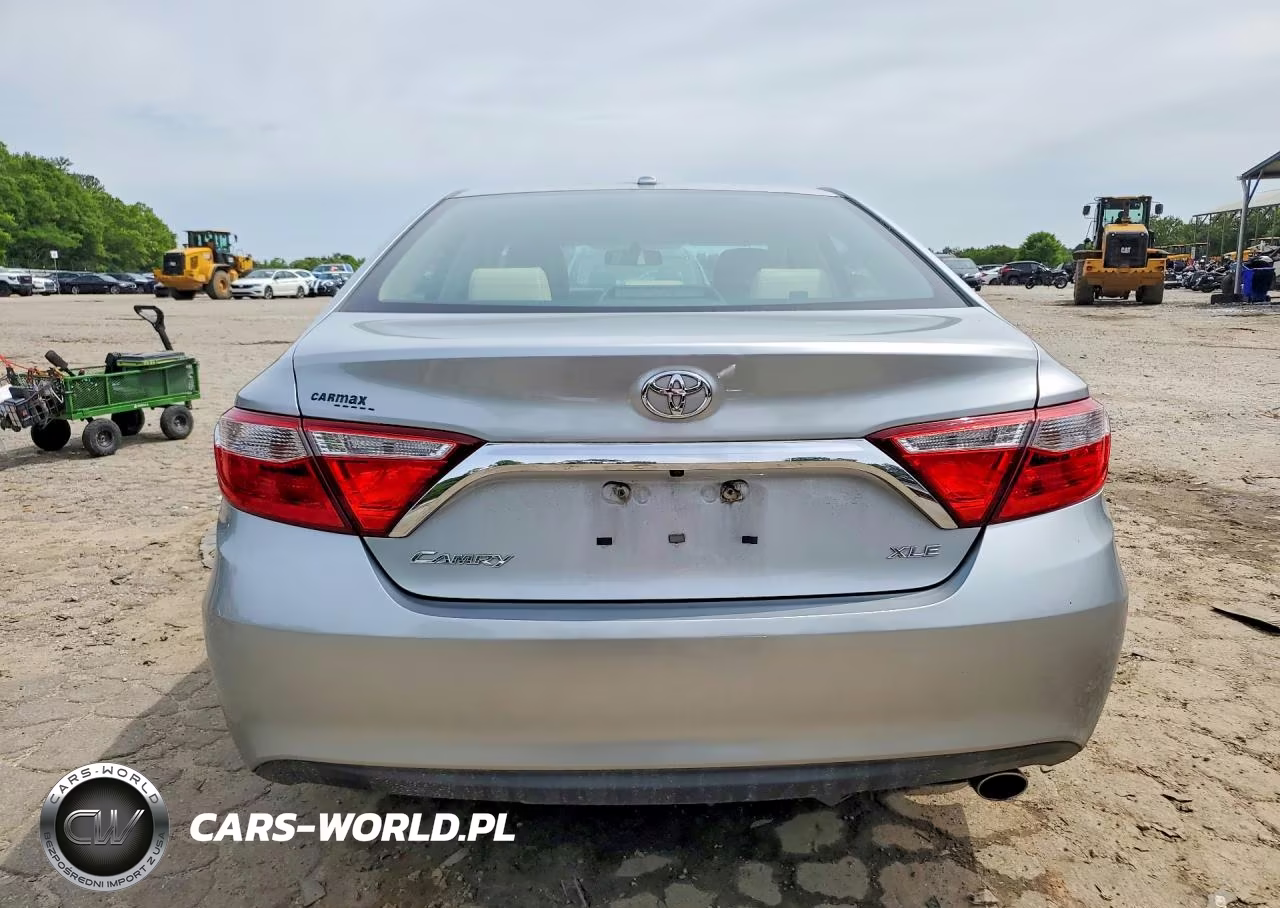 2016 Toyota Camry Xle VIN:4T4BF1FK6GR571891 - 6