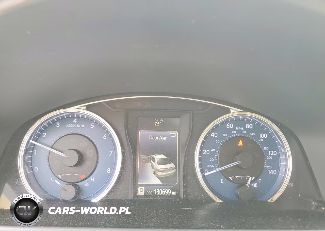 2016 Toyota Camry Xle VIN:4T4BF1FK6GR571891 - 9