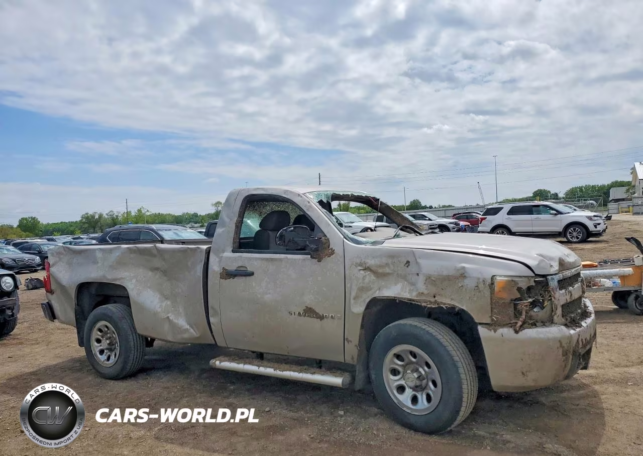 2008 Chevrolet Silverado C1500 VIN:1GCEC14XX8Z282746 - 4