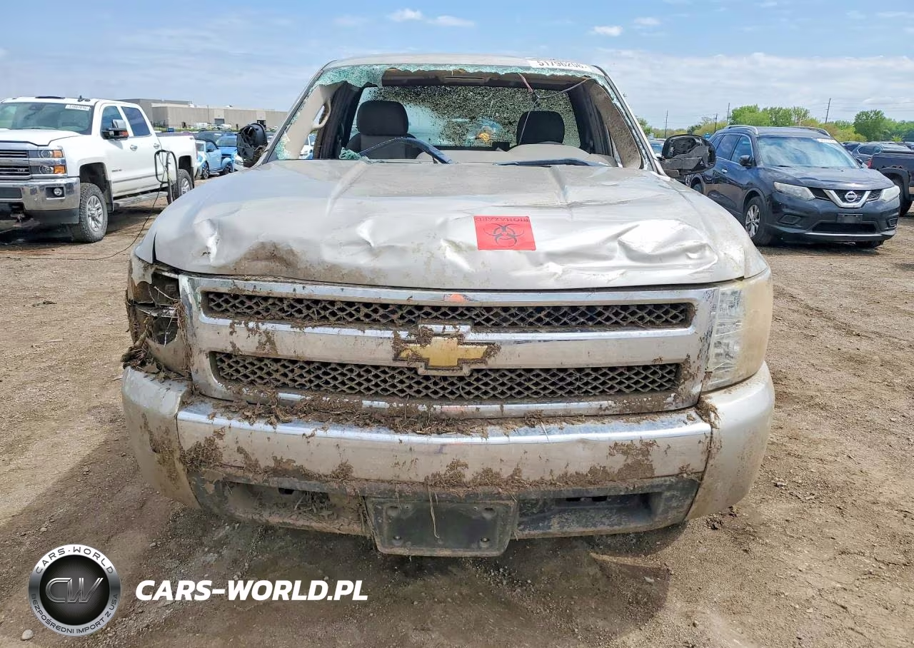 2008 Chevrolet Silverado C1500 VIN:1GCEC14XX8Z282746 - 5