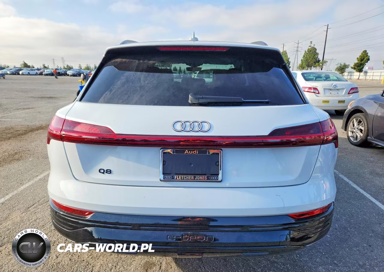 2024 Audi Q8 E-Tron Premium Plus VIN:WA15AAGE9RB048361 - 6
