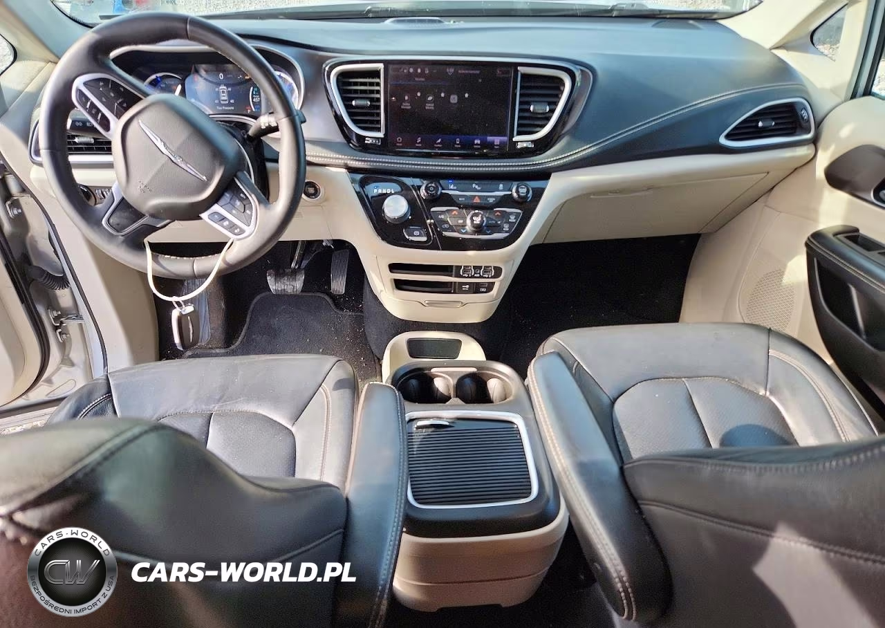 2022 Chrysler Pacifica Hybrid Touring L VIN:2C4RC1L72NR134891 - 8