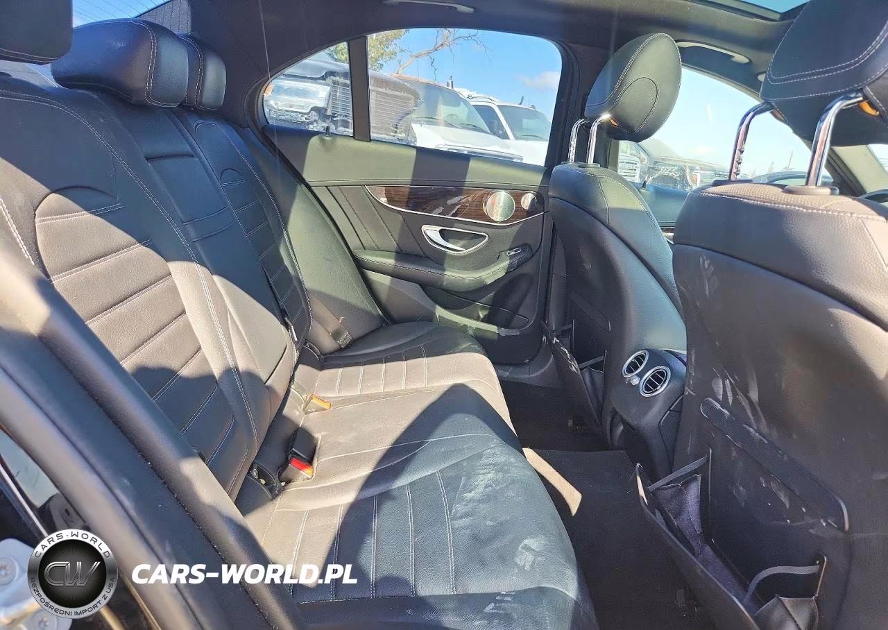 2015 Mercedes-Benz C 300 4Matic VIN:55SWF4KB8FU007740 - 10