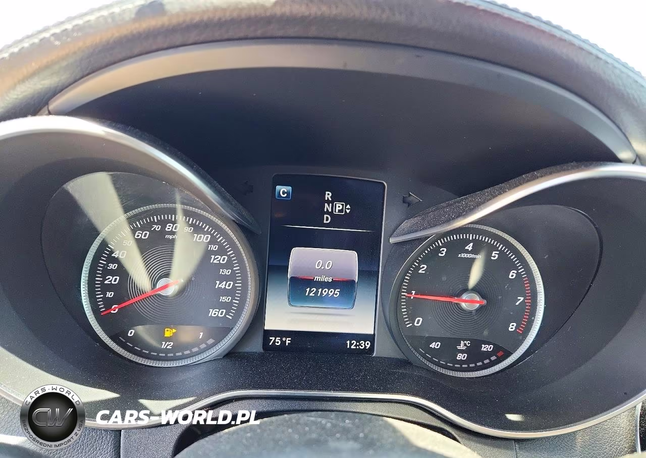 2015 Mercedes-Benz C 300 4Matic VIN:55SWF4KB8FU007740 - 9