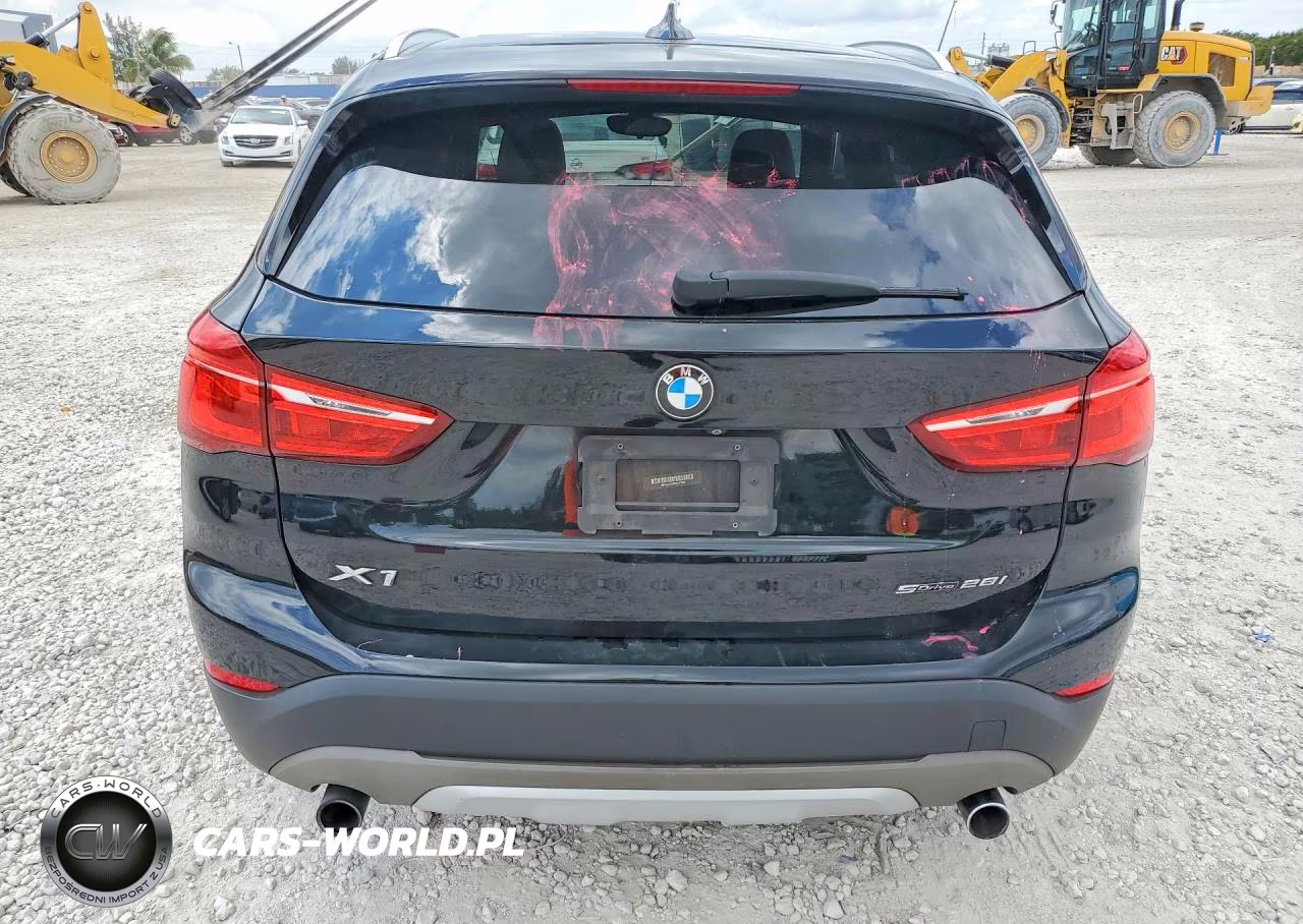 2018 BMW X1 Sdrive28I VIN:WBXHU7C39J5L07826 - 6