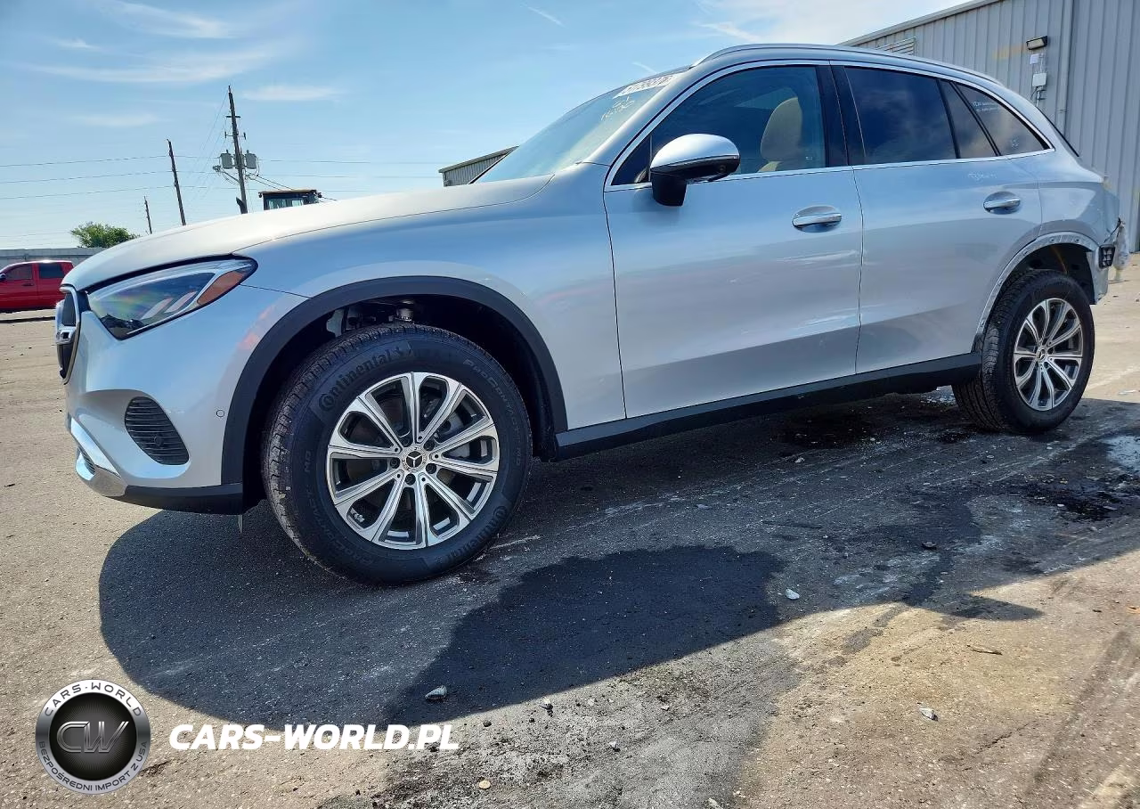 2026 Mercedes-Benz Glc 300 – zdjęcie 1 z 14