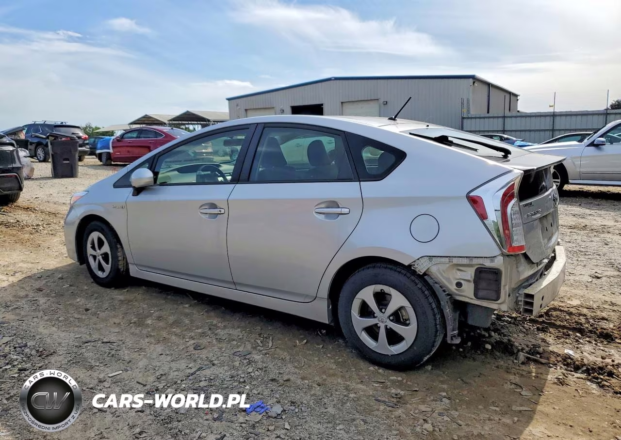 2015 Toyota Prius Two VIN:JTDKN3DU4F0433046 - 2