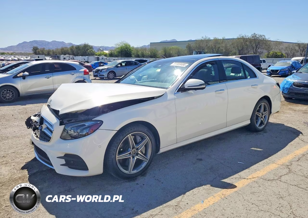 2019 Mercedes-Benz E 300 – zdjęcie 1 z 12