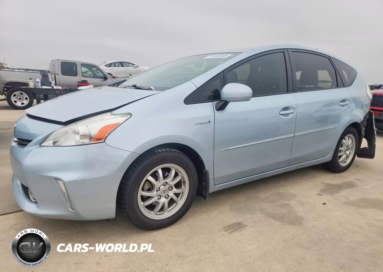 2013 Toyota Prius V Three