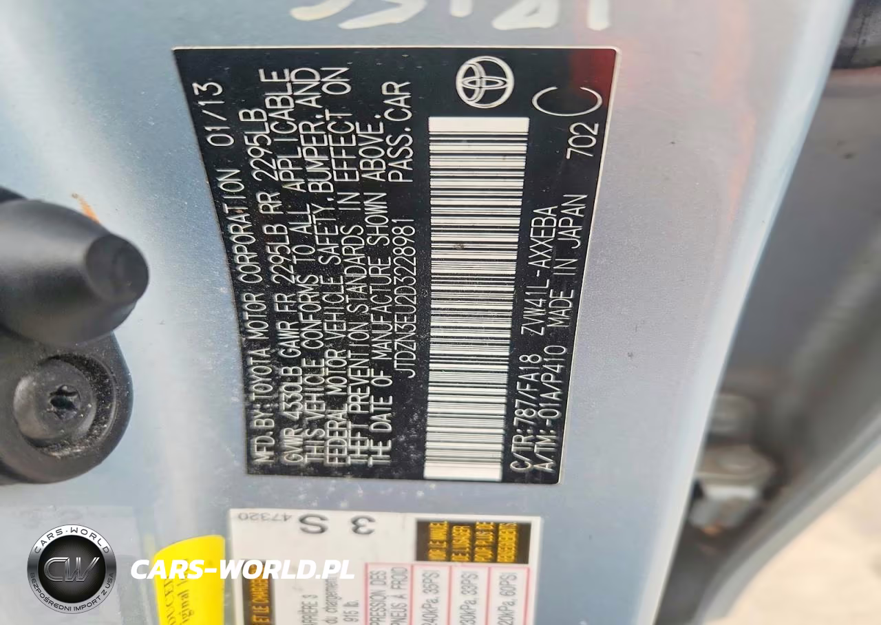 2013 Toyota Prius V Three VIN:JTDZN3EU2D3228981 - 12