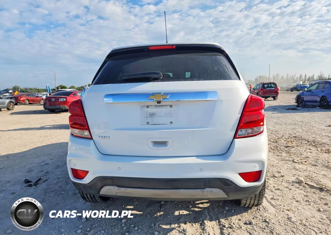 2017 Chevrolet Trax Premier VIN:3GNCJMSBXHL141843 - 6