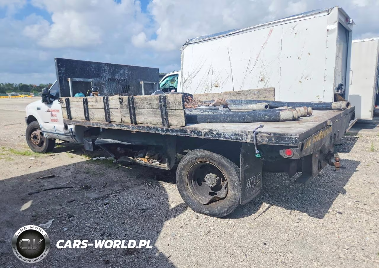 2000 Ford F550 Super Duty VIN:1FDAF56F1YED15802 - 2