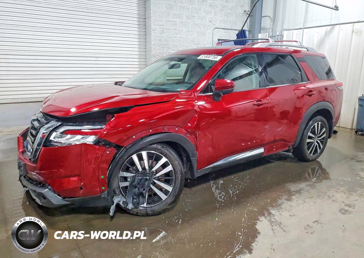2023 Nissan Pathfinder Platinum – zdjęcie 1 z 13