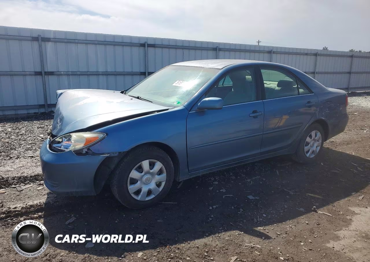 2004 Toyota Camry Le