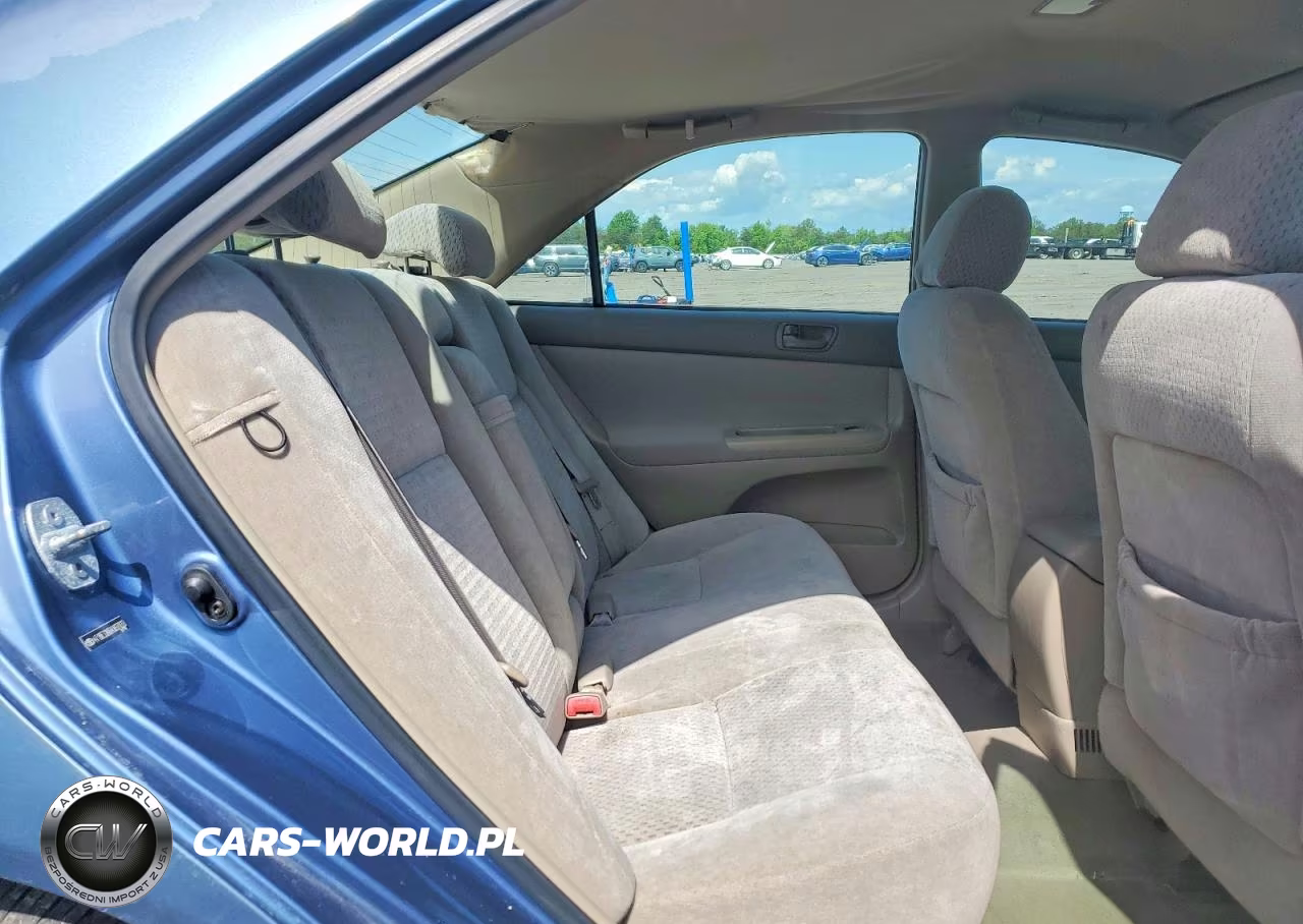2004 Toyota Camry Le VIN:4T1BE32K64U837033 - 10