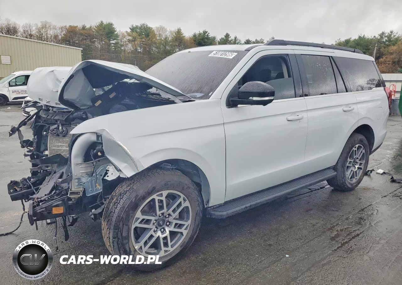 2025 Ford Expedition Active