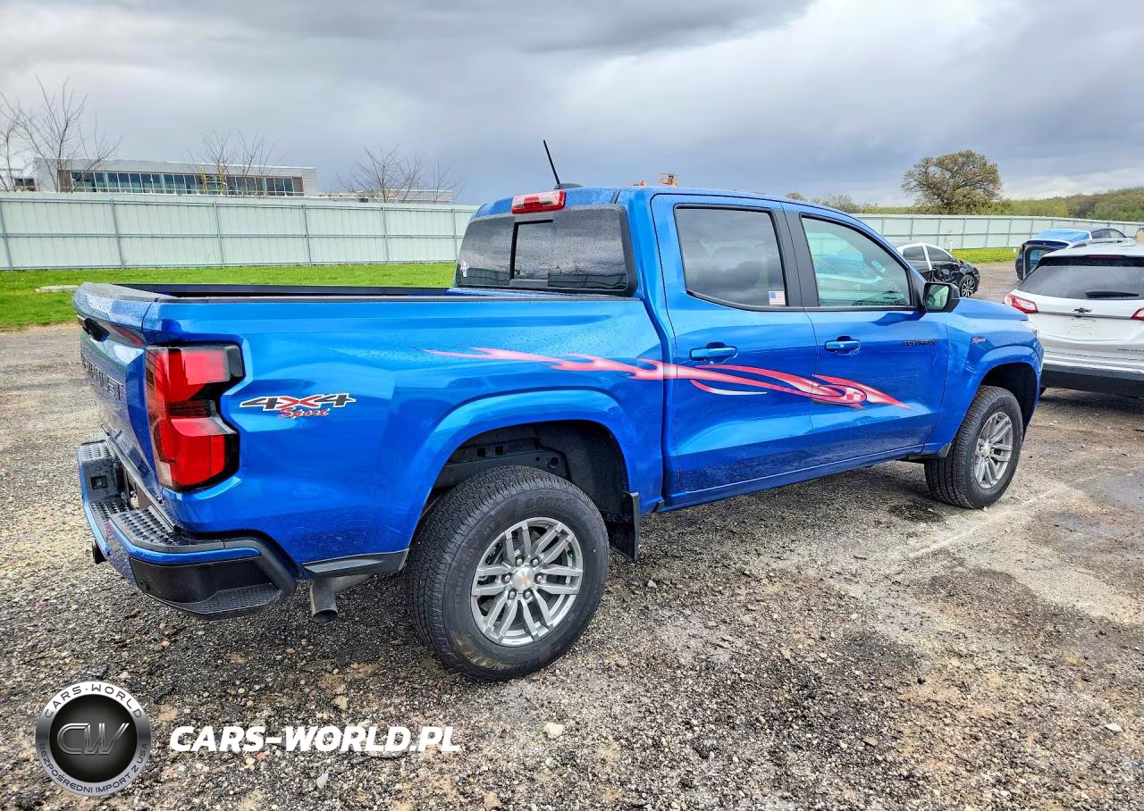 2024 Chevrolet Colorado Lt VIN:1GCPTCEK6R1237830 - 3