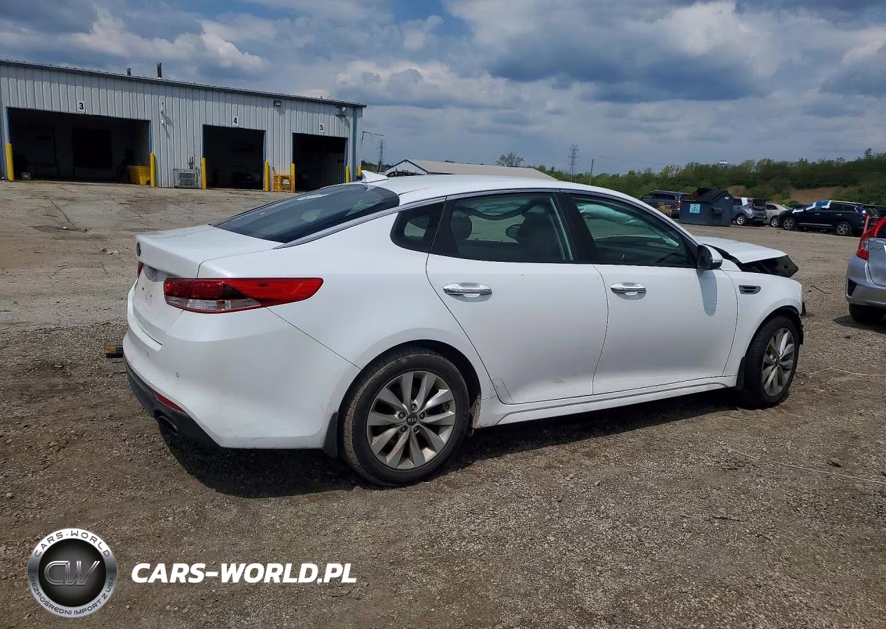 2018 Kia Optima Lx VIN:5XXGT4L35JG252572 - 3