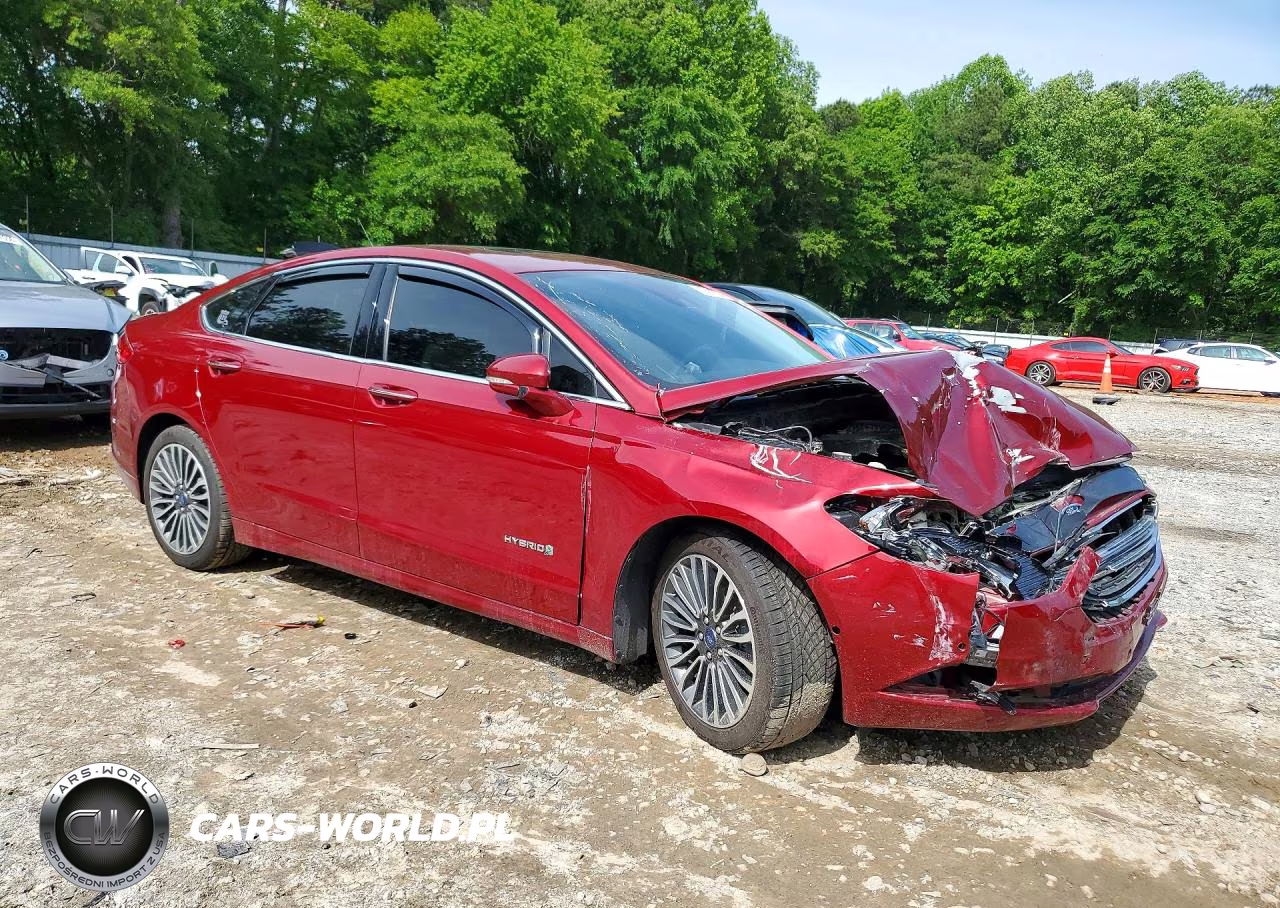 2018 Ford Fusion Titanium VIN:3FA6P0RU5JR119746 - 4