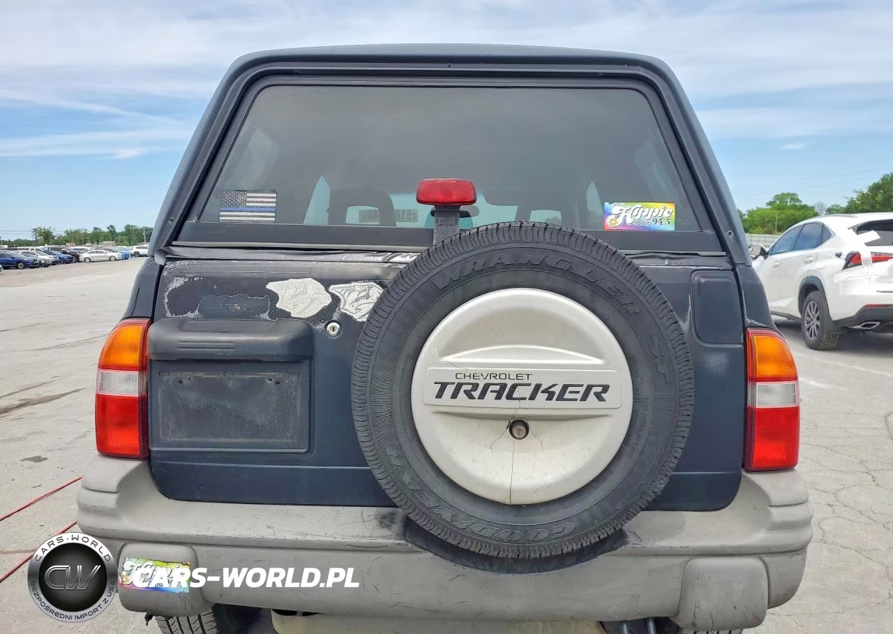 2003 Chev Tracker VIN:2CNBE18C136908804 - 6