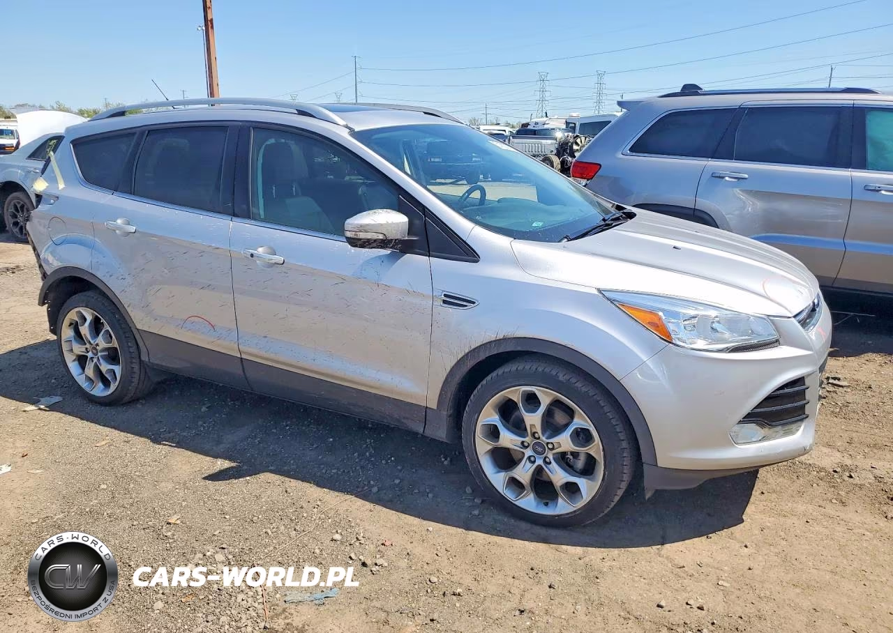 2016 Ford Escape Titanium VIN:1FMCU9J97GUB06348 - 4