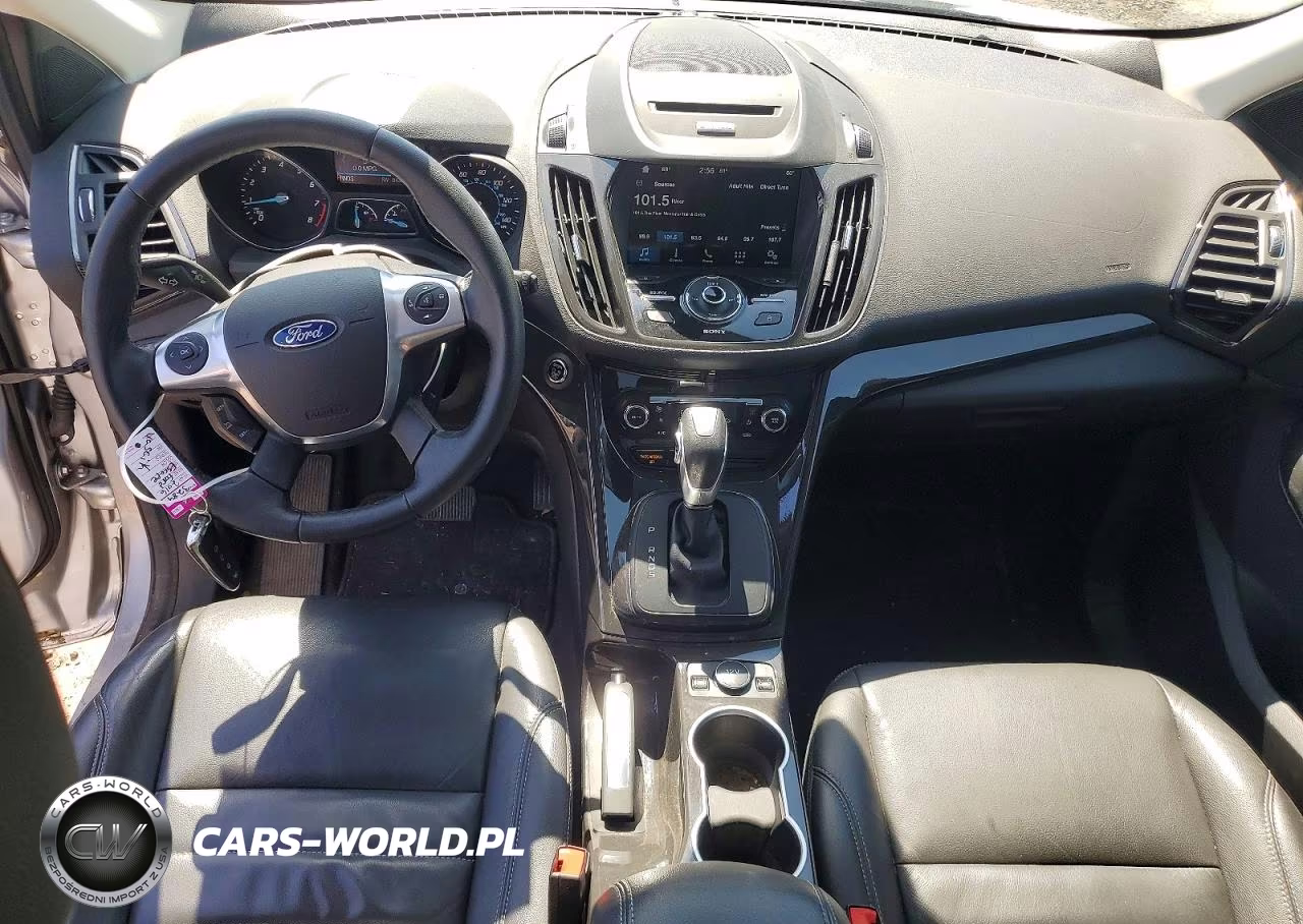 2016 Ford Escape Titanium VIN:1FMCU9J97GUB06348 - 8