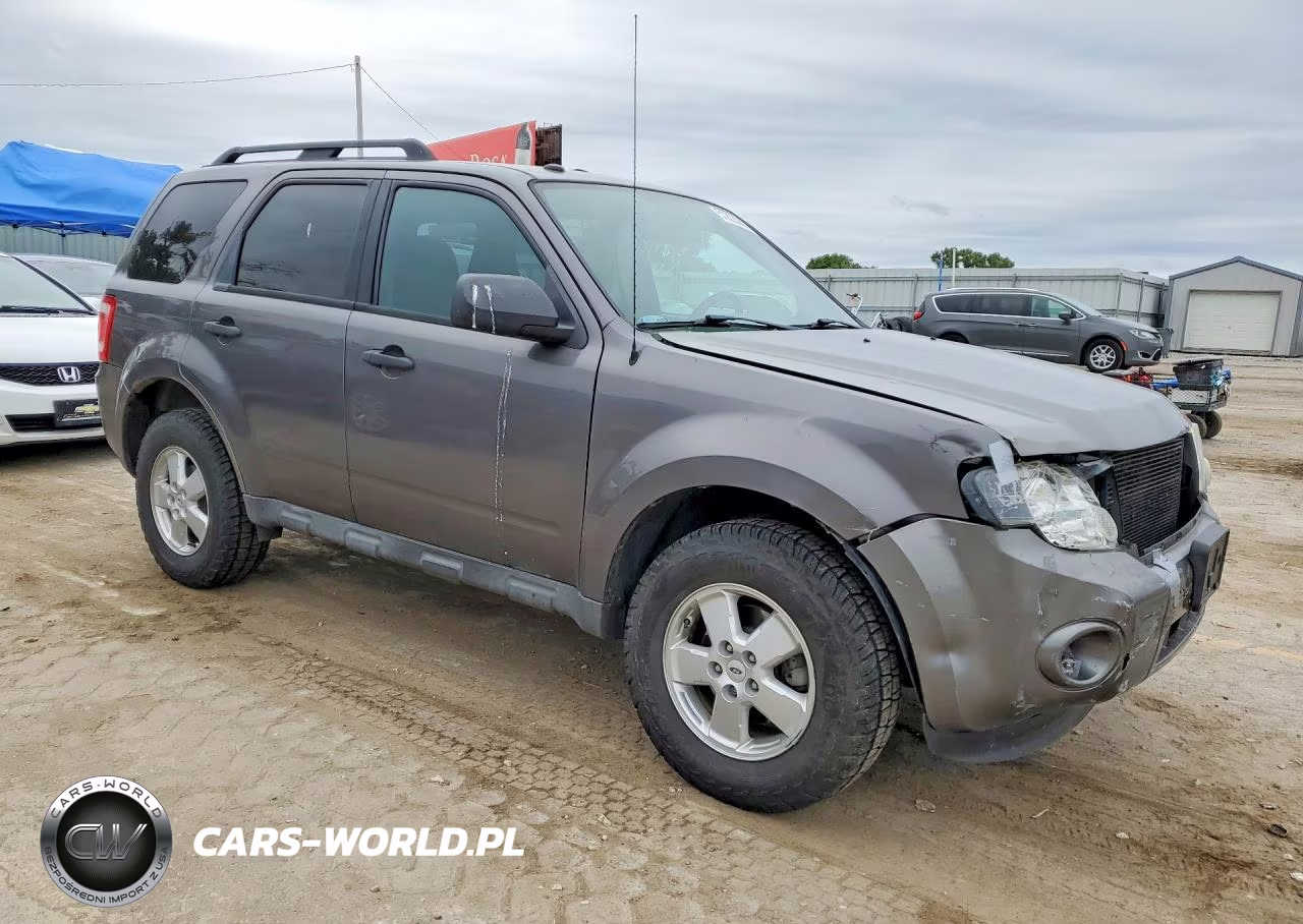 2012 Ford Escape Xlt VIN:1FMCU9D7XCKB18834 - 4