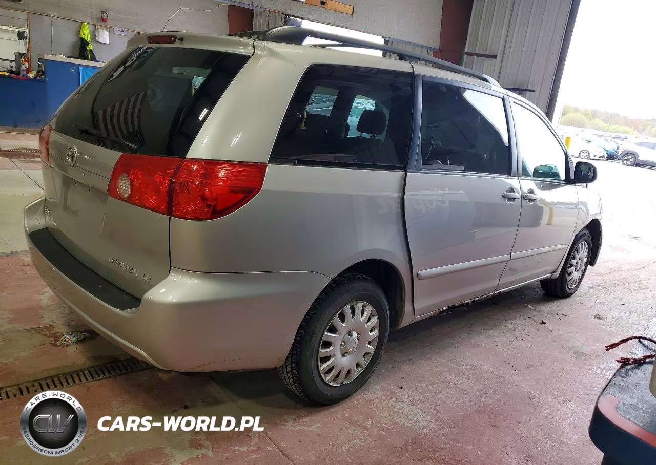 2008 Toyota Sienna Le 8-Passenger VIN:5TDZK23C18S130803 - 3