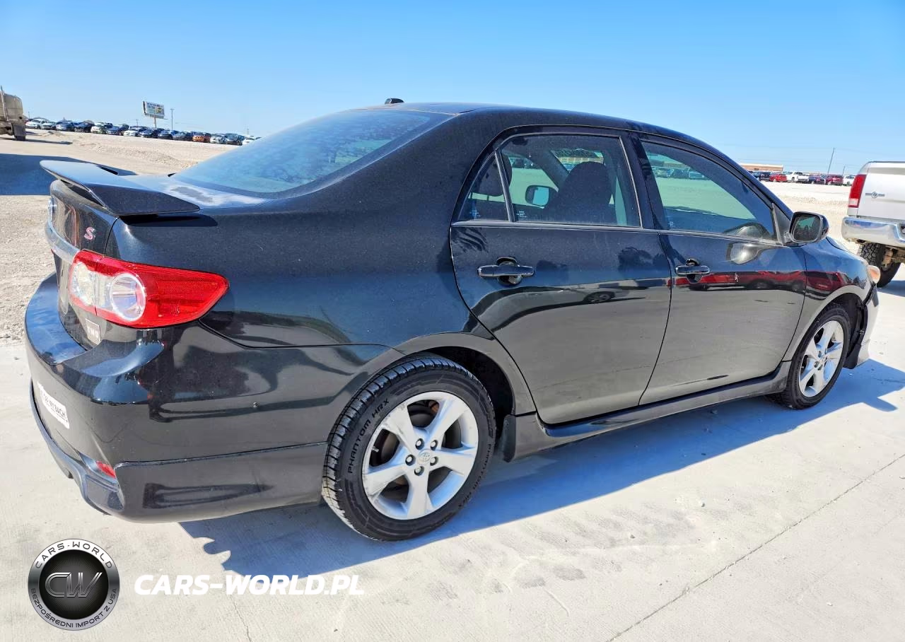 2012 Toyota Corolla S VIN:2T1BU4EE7CC850890 - 3