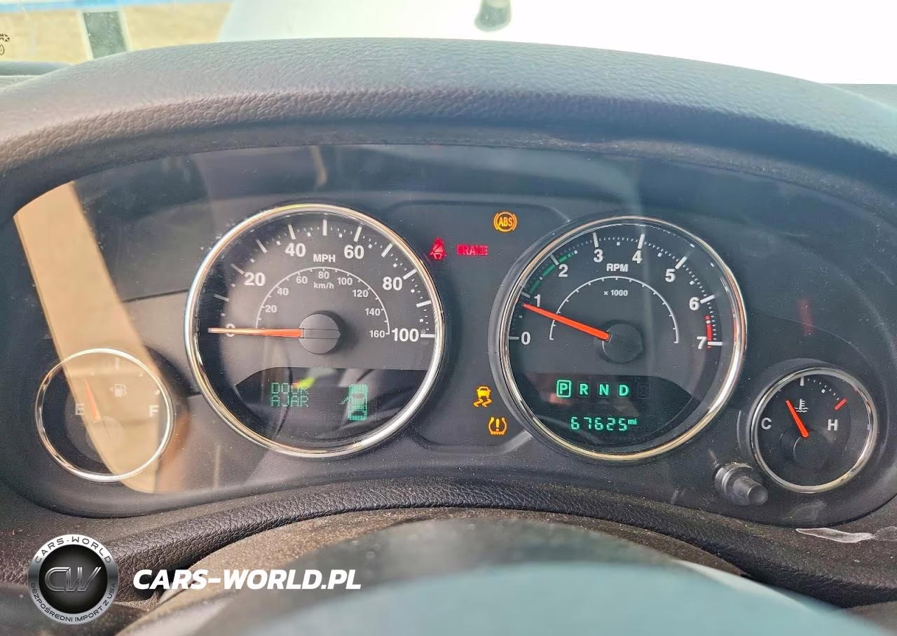 2017 Jeep Wrangler Unlimited Sport VIN:1C4HJWDG3HL670971 - 9