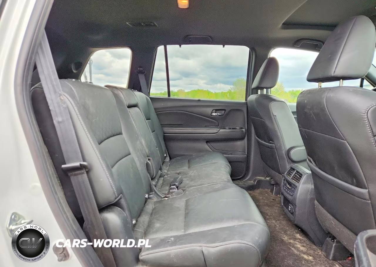 2021 Honda Passport Elite VIN:5FNYF8H06MB022774 - 11