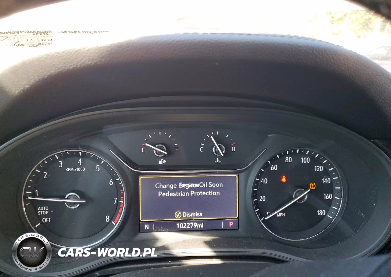 2019 Buick Regal Tourx Essence VIN:W04GV8SX0K1033399 - 9