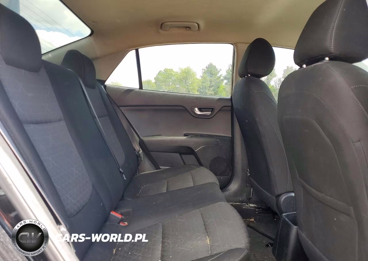 2019 Kia Rio S VIN:3KPA24AB8KE203735 - 10